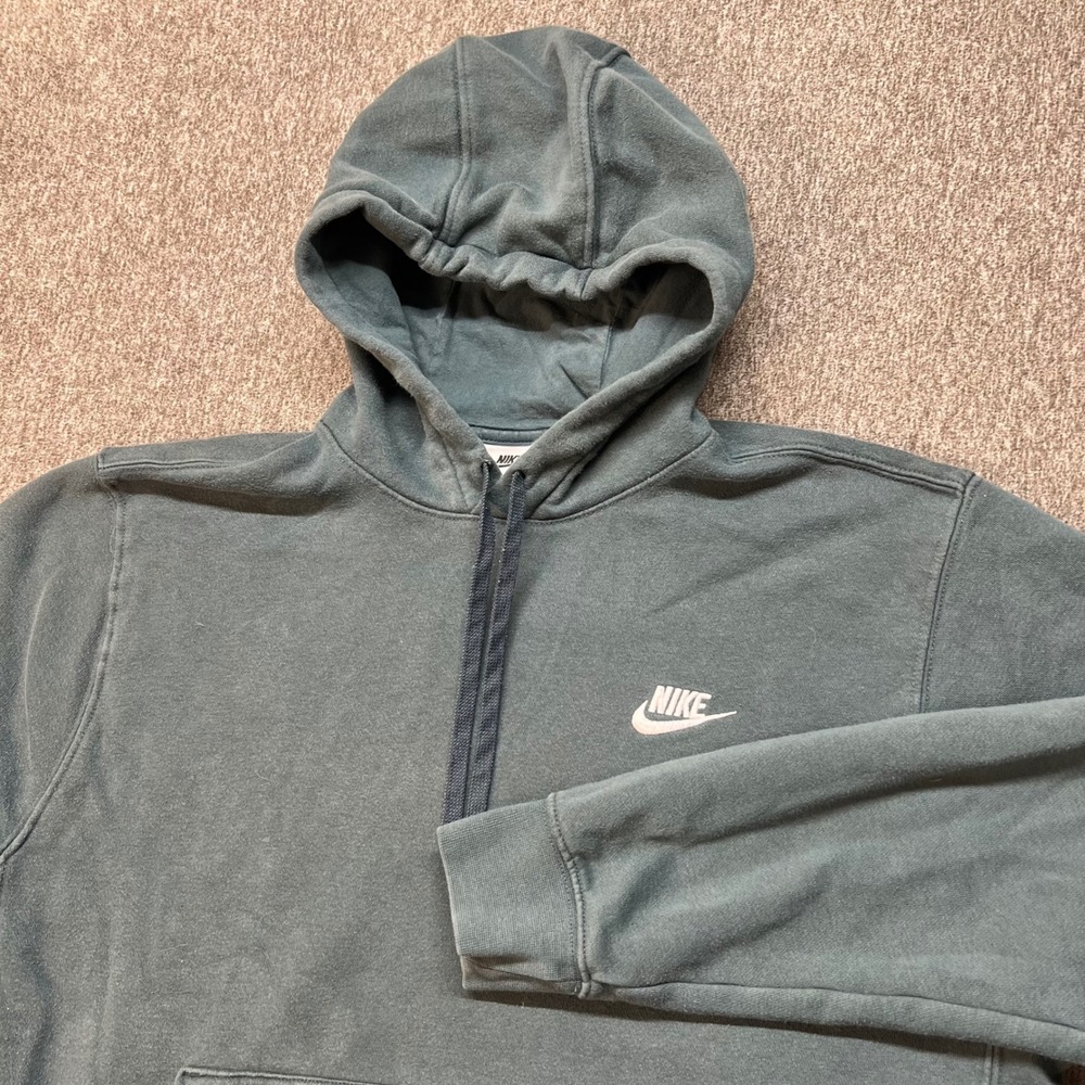 Nike Sportswear Club Fleece‎ Hoodie Mens Medium Green BV2654-309 Sweatshirt